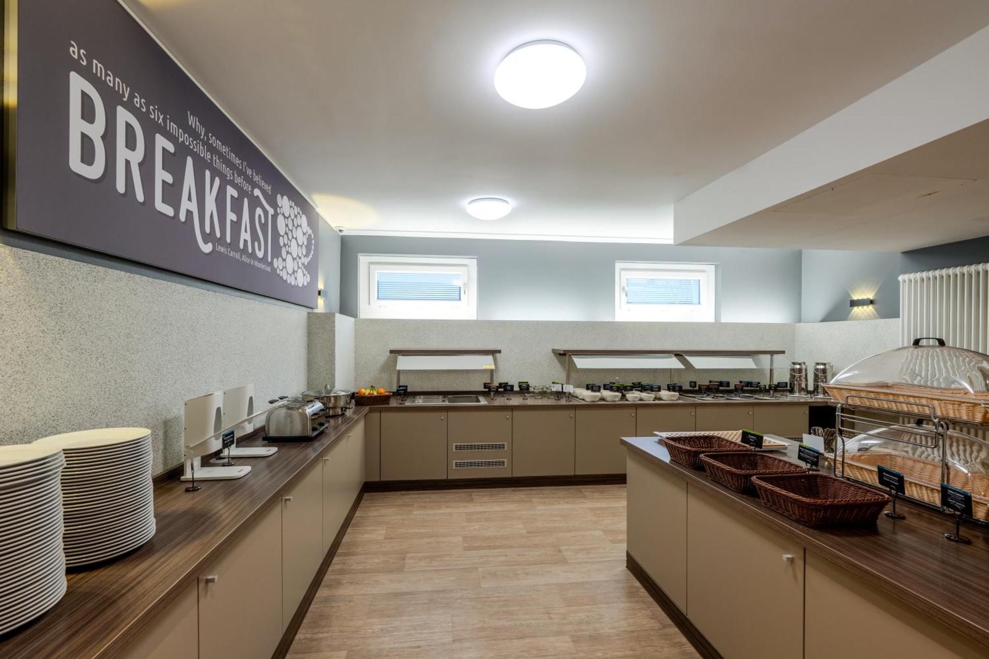 Premier Inn Berlin City Spittelmarkt - Neu Bei Premier Inn — Photos 3